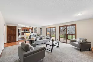 5831 Fawn Trail Cir, Woodbury, MN 55129 - Photo 19