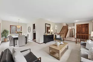 5831 Fawn Trail Cir, Woodbury, MN 55129 - Photo 9