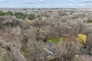 5831 Fawn Trail Cir, Woodbury, MN 55129 - Photo 45