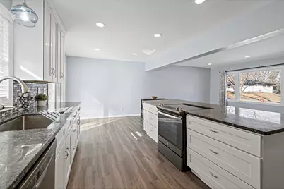 4842 104th Avenue NE, Circle Pines, MN 55014 - Photo 9