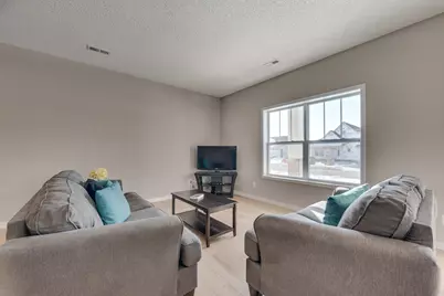 2605 Hanson Avenue, Faribault, MN 55021 - Photo 3