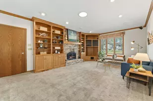 10665 Northmark Dr, Eden Prairie, MN 55344 - Photo 15