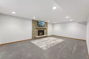 10665 Northmark Dr, Eden Prairie, MN 55344 - Photo 31