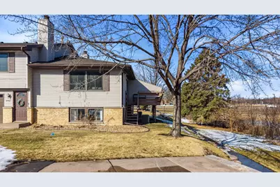 8442 Toledo Avenue N, Brooklyn Park, MN 55443 - Photo 3