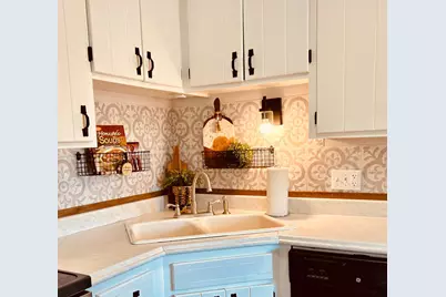 8442 Toledo Avenue N, Brooklyn Park, MN 55443 - Photo 17