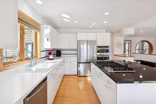 5349 Shady Hills Cir, Shorewood, MN 55331 - Photo 15