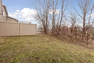 1571 Christie Pl, Saint Paul, MN 55106 - Photo 37