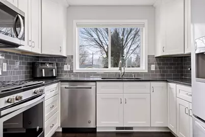 1571 Christie Place, Saint Paul, MN 55106 - Photo 11