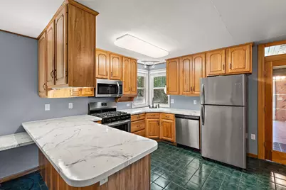 212 Central Avenue S, Norwood Young America, MN 55397 - Photo 9