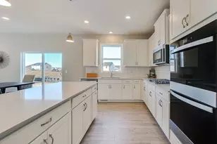 17282 Dimension Ave, Lakeville, MN 55044 - Photo 3
