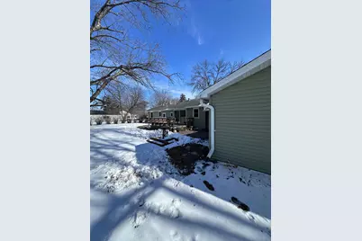 9130 Columbus Avenue S, Bloomington, MN 55420 - Photo 7