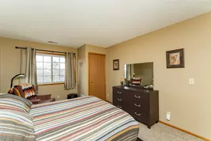 1911 Deerhaven Ln NE, Rochester, MN 55906 - Photo 15