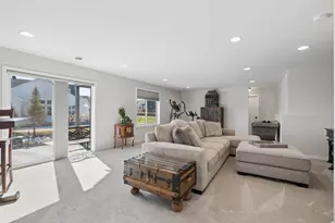 5385 GESTACH LN, Chaska, MN 55318 - Photo 19