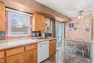 11041 Holly St NW, Coon Rapids, MN 55448 - Photo 9