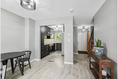 1860 McMenemy Street #E, Maplewood, MN 55117 - Photo 5