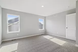 1661 Shasta Dr, Shakopee, MN 55379 - Photo 9