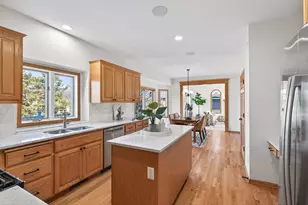 7716 7th St N, Oakdale, MN 55128 - Photo 13