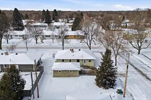 2204 7th St S, Moorhead, MN 56560 - Photo 33