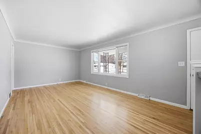 2204 7th Street S, Moorhead, MN 56560 - Photo 5