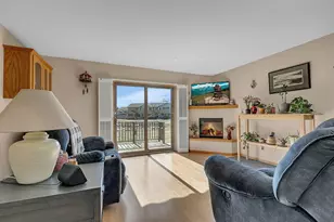 522 Graceview Dr, Saint Joseph, MN 56374 - Photo 3