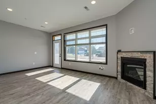 405 Prairie Rose Trl, Mankato, MN 56001 - Photo 7