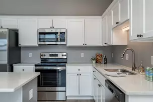 405 Prairie Rose Trl, Mankato, MN 56001 - Photo 9