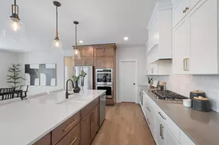 10184 Queensland Ln N, Maple Grove, MN 55311 - Photo 9