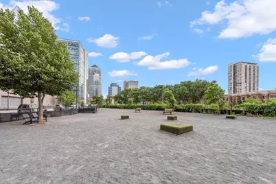 500 E Grant Street #2406, Minneapolis, MN 55404 - Photo 37