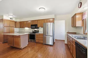 1012 Summer St, Hudson, WI 54016 - Photo 11