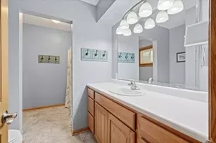 1012 Summer St, Hudson, WI 54016 - Photo 15