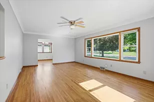 1012 Summer St, Hudson, WI 54016 - Photo 5