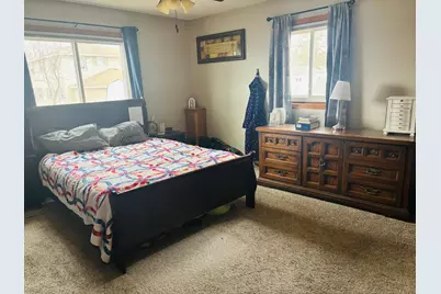 907 Pine Street, Hastings, MN 55033 - Photo 25