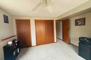 907 Pine St, Hastings, MN 55033 - Photo 21