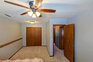 1918 Bayview Dr, Albert Lea, MN 56007 - Photo 25