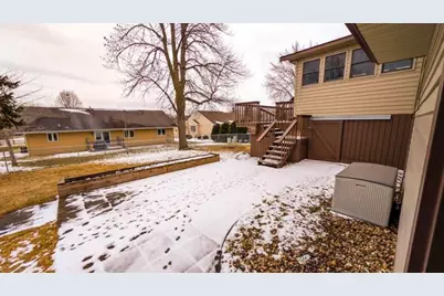 1918 Bayview Drive, Albert Lea, MN 56007 - Photo 13