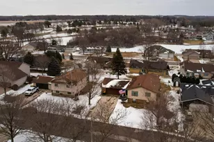 1918 Bayview Dr, Albert Lea, MN 56007 - Photo 15