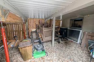 1918 Bayview Dr, Albert Lea, MN 56007 - Photo 11