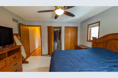 1918 Bayview Drive, Albert Lea, MN 56007 - Photo 17
