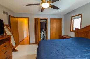 1918 Bayview Dr, Albert Lea, MN 56007 - Photo 17