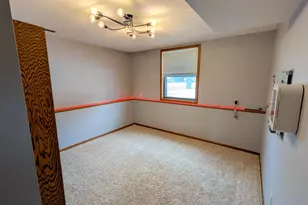 1918 Bayview Dr, Albert Lea, MN 56007 - Photo 21