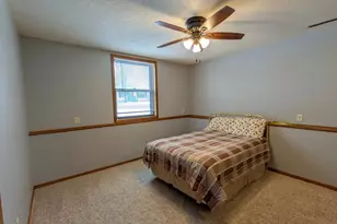 1918 Bayview Dr, Albert Lea, MN 56007 - Photo 27