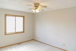 6700 Kara Dr, Eden Prairie, MN 55346 - Photo 13