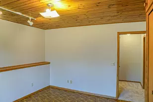 6700 Kara Dr, Eden Prairie, MN 55346 - Photo 17