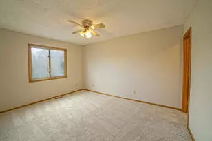 6700 Kara Dr, Eden Prairie, MN 55346 - Photo 37