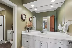 10100 Indigo Dr, Eden Prairie, MN 55347 - Photo 33