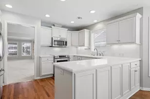 7188 Waterstone Ln, Woodbury, MN 55125 - Photo 11