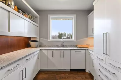 4812 Lakeview Drive, Edina, MN 55424 - Photo 17