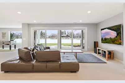 4812 Lakeview Drive, Edina, MN 55424 - Photo 41