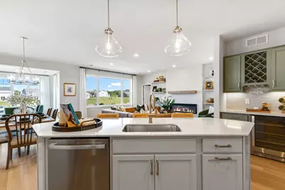 10430 Glenbrook Avenue S, Cottage Grove, MN 55016 - Photo 3