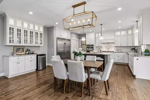 13222 Dahlgren Rd, Minnetonka, MN 55305 - Photo 15